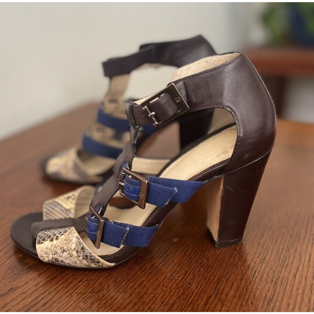 VC Signature Shoes 9 Women's Size 7.5M Blue Snake Print Leather Gladiator Heels
